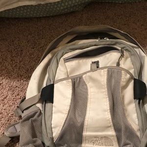 the north face recon back pack